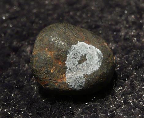 3.2 gram complete individual with 'P' marking of unknown origin